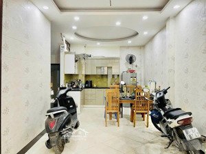 bán nhà khương hạ thanh xuân, 30m2 x 5 tầng đầy đủ công năng, cách ô tô tránh chỉ 30m, giá 6,9 tỷ.