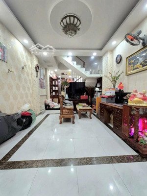gấp ! c chủ bán nhà 3 tầng/ sân rộng- hxh đỗ- gần mt lâm văn bền- ngay cư xá ngân hàng - 56 mv