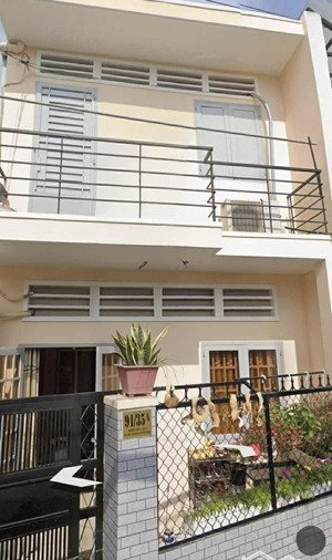 bán nhà 2 tầng hẻm 5m xe hơi ngay nai vàng chỉ 4.7 tỷ,gọi ngay 