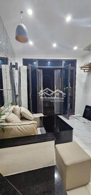 bán nhà phố láng hạ, 28m, 4 tầng, giá thương lượng 5,9 tỷ