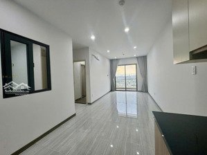 bán căn hộ 2pn - 2wc giá 2 tỷ 1 bao thuế phí