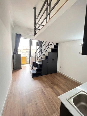 căn hộ có gác full nội thất ban công thoáng hoàng văn thụ, p.13, tân bình