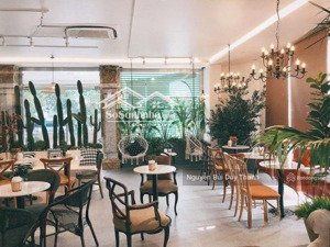 tôi cần bán nhà ngay cộng hòa, p. 13, q. tân bình. dt:5 x 29m. kết cấu: 2 lầu thang máy giá 25tỷ