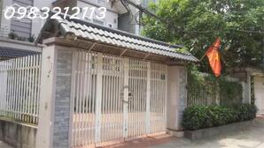 Bán biệt thự sân vườn mặt tiền 10,5m x 23m, diện tích 215m2 (sử dụng 239m2) 3 tầng, sổ đỏ chính chủ