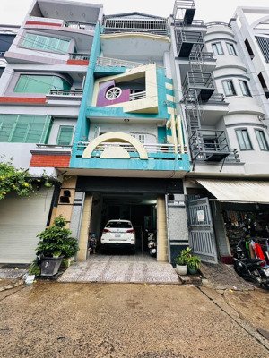 bán nhà hẻm xe hơi thông,ngang 5 xây 4 tầng chỉ hơn 9 tỷ,dương quảng hàm,quận gò vấp