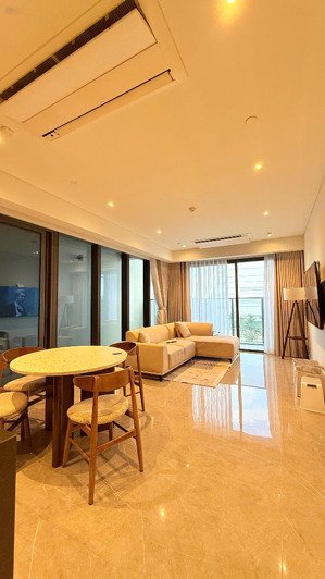 3pn-132m2-60tr giá rẻ nhất the opera, chủ nhà thiện chí cho thuê, sẵn pass, dễ xem nhà.