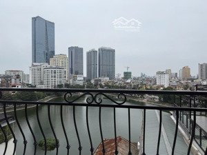 bán toà nhà mặt phố đê la thành view hồ ngọc khánh 100m², 8 tầng giá 88 tỷ!