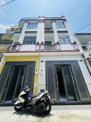 bán nhà hxh vào nhà ngủ hồ xuân hương - bình thạnh - 4 tầng nhà mới - chỉ 9.2 tỷ