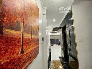 bán nhà mới xây võ chí công 35m 6 tầng thang máy đang cho thuê căn hộ mini giá 12 tỷ