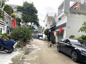 biệt thự 2 lầu đường hà huy giáp, thới an, dt 120m2 (7 x 18), không lộ giới, gần cao đẳng điện lực.