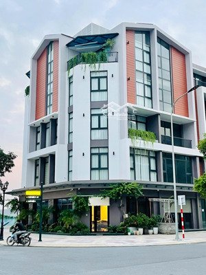 vinhomes ocp3: căn góc này giá siêu tốt, dt 1402m, giá 20tỷ, mt 30m2, dt ở 500m2 sàn, phù hợp kd, ở