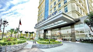 mặt phố hoàng như tiếp -đối diện bệnh viện tâm anh -phố không có nhà bán -lô góc 2 mặt tiền -100m2