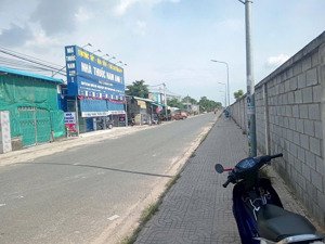 cần bán lô đất mặt tiền đường vành đai kcn minh hưng,kinh doanh buôn bán sầm uất,giá rẻ đầu tư