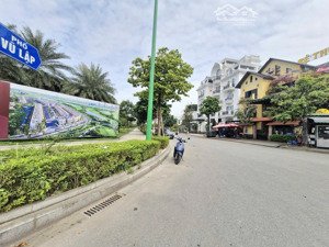 mặt phố tư đình -260m2 -mặt tiền 7.7m -đối diện dự án himlam -ngay chợ hoa - cầu trần hưng đạo