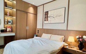 bán căn hộ chung cư home city trung kính 2n2vs, 71m2, sổ đỏ, full nt, giá tốt nhất thị trường