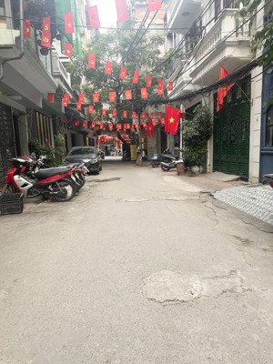 21tỷ phân lô ô tô tránh - hoàng cầu - nguyễn phúc lai - nhà cách phố 20m - 52m2*4 tầng - mt 4m