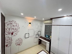 bác em gửi bán căn nhà phố hoàng đạo thành , thanh xuân. nhà mặt phố kinh doanh 2 ô tô tránh nhau.