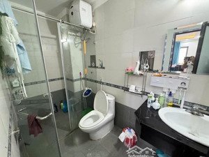 bán nhà tây mỗ s: 40, 5 tầng, 3 ngủ, giá 6.2 tỷ