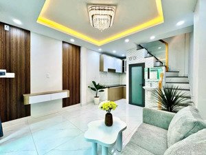 bán nhà bùi đình tuý 22m2 3 tầng - 4.5 tỷ - vị trí đắc địa