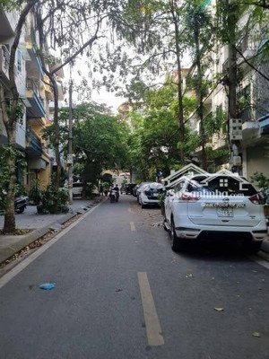 bán nhà có 102 - phân lô hai bà trưng - oto đỗ cửa - giá tốt - qh ổn định - trung tâm hai bà trưng