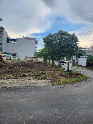 chính chủ bán đất 3 mặt tiền, ngay cạnh nguyễn duy trinh, phú hữu, thủ đức