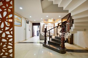 bán mặt tiền tân sơn nhì .dt:4x16m trệt 2 lầu sân thượng.giá bán 17,5 tỷ