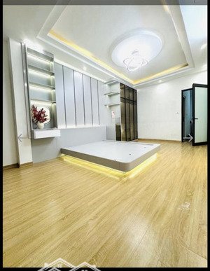 bán nhà phố nguyễn văn cừ 36m²-5 tầng, vị trí cực đẹp, ngõ thông ô tô, gần cầu chương dương.