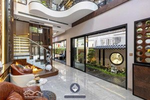 cần bán siêu phẩm liền kề 90m2, mặt tiền rộng 7,5m và xây 4 tầng. vốn chỉ cần 607 triệu ở đức hoà