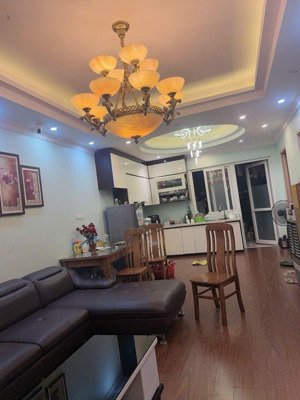 bán căn hộ 68,35m, 2 ngủ 2vs tầng 17 hh03d kdt thanh hà cienco 5