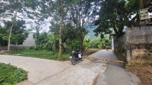 giá cực chất 1,5 tỷ, 1600m2 /300m đất ở ,có 520m đất ao /cln - lô góc 2 mặt tiền ,sau bám suối .