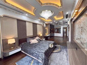 bán nhà 62m2x6t thang máy, phố hoàng cầu. ngõ thông, 20m ra phố, kinh doanh. giá 20,5 tỷ. đống đa