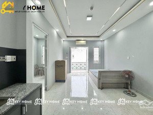 sát sân bay - 3 tầng dt lớn -120m chỉ 13x