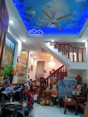 gia đình bán gấp nhà 3 tầng - dt 61m2 - cao bá quát dĩ an - giá nhỉnh 4 tỷ