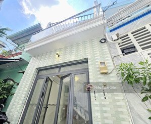 4m x 11.7m x 2 tầng, hẻm ô tô 4 chỗ, khu rất đẹp