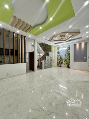 bán nr tại mã lò, 6,85 tỷ, 71m2, 4pn, 4wc, pháp lý đầy đủ, đẹp, nhiều tiện ích