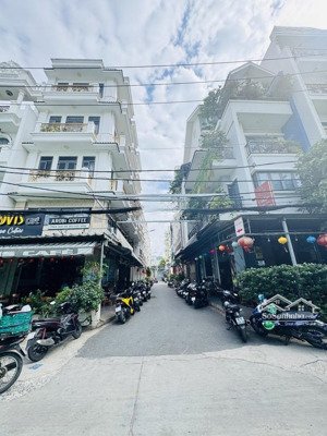 bình tân-mã lò- nhà 5tầng ngợp bank bán trước tết giá đầu tư nhỉnh 60tr -dt 4,4x 16m - hẻm xe tải