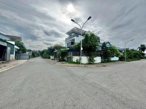 lô góc đất đấu giá trung nghĩa - đông vĩnh. 132.2m2, đường 10m thông, hạ tầng đẹp, dân góp