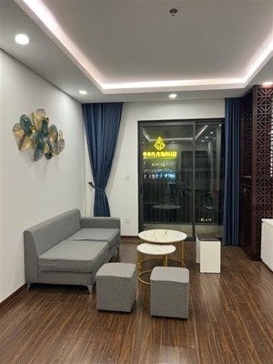 lô góc thang máy full nội thất gần vinhome & nguyễn văn linh