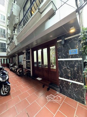 định công thượng - 35m*5t - nhà đẹp - ngõ ba gác - vài bước ra ô tô - nội thất đẹp