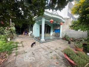 bán nhà cấp 4 - 300m2 (10m x 30) full thổ - chỉ 6,7 tỷ tl - tân hiệp 8, hóc môn - gần song hành