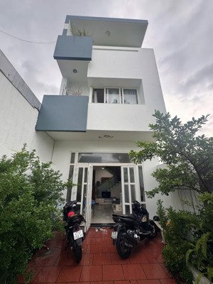 bán nhà 3 tầng đẹp đường phạm thận duật ngũ hành sơn đà nẵng