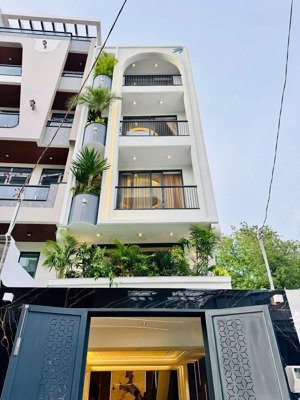 bán gấp nhà riêng đi nước ngoài trần phú, p7, q5. hẻm xe hơi 6m. 64m2. 4 tầng