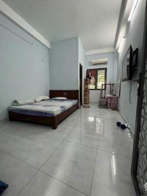 cần tiền bán rẻ nhà nguyễn thông phường 9 quận 3