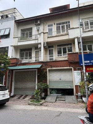 chính chủ cho thuê nhà làm văn phòng làng việt kiều châu âu