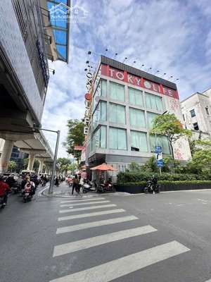 vip mặt phố cầu giấy - 68m- 5 tầng thang máy,mặt tiền khủng- lô góc dòng tiền khủng, vị trí vip