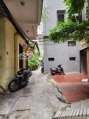 bán nhà đẹp trung tâm đống đa, oto vào nhà, 5 tầng thoáng sáng