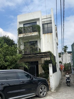 cho thuê giữ nhà! chính chủ cho thuê nhà 3 tầng mặt phố bát khối vừa ở vừa kinh doanh văn phòng.