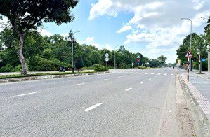 bán siêu phẩm mt cách mạng tháng tám trung tâm phú mỹ,dân cư đông đúc, dt:5x23 full thổ giá 5.2ty