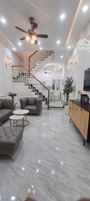 cách mặt tiền 28m đường hà huy giáp phường thạnh lộc, q12.nhà 5 tầng .đường rộng 12m,giá 5,65 tỷ