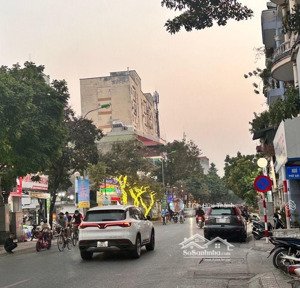 nhà mặt phố cổ ngọc lâm - hơn 70m 2 mặt phố - giá đầu tư '' 270tr/ m2. không có căn thứ 2.